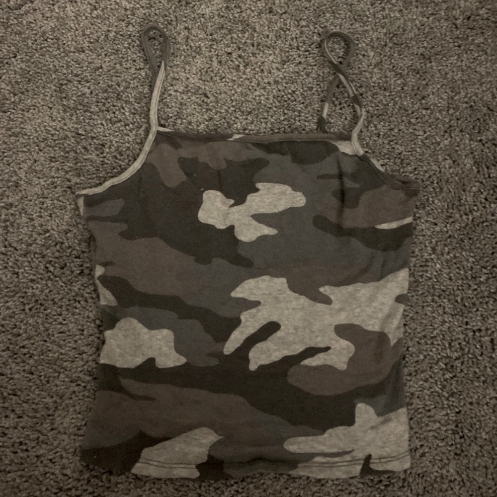 Army pattern cropped tank top